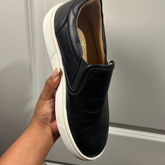 Christian Louboutin Women’s Black Slip-On - Picture 5 of 8